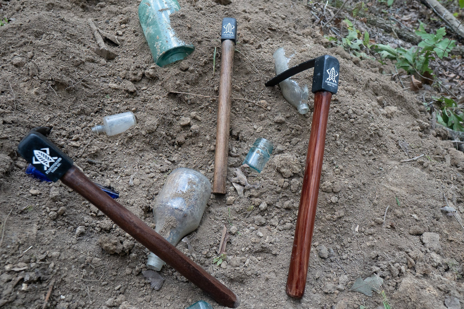 Why the Wiggle Pick Belongs in Every Bottle Digger’s Kit - Flintforged Tool Co.